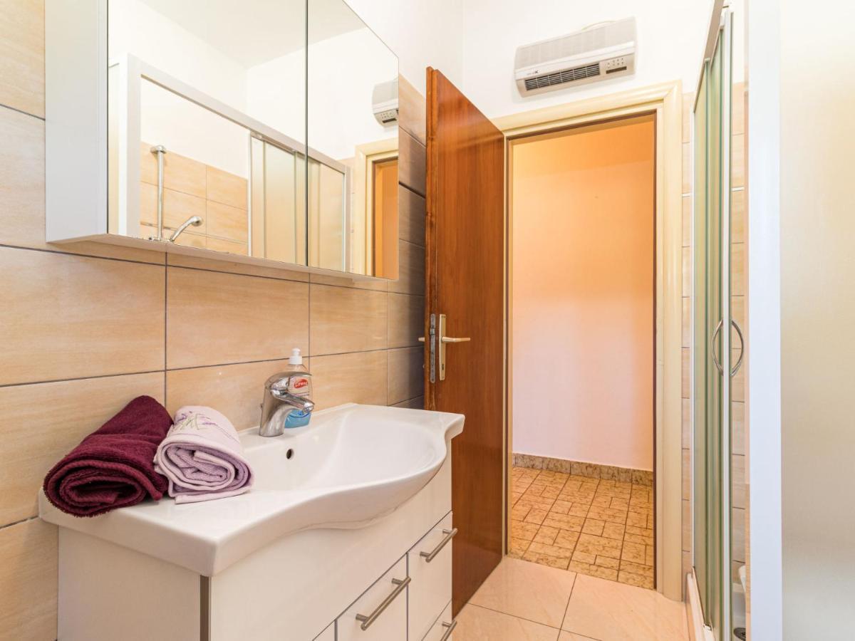 Holiday Home Larisa - Ipc141 By Interhome Pićan 外观 照片
